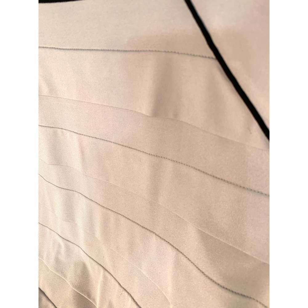 Jax Strappy Cutout Blush and Black Banded Hourglass Cocktail Dress / Size 12 - Picture 10 of 14